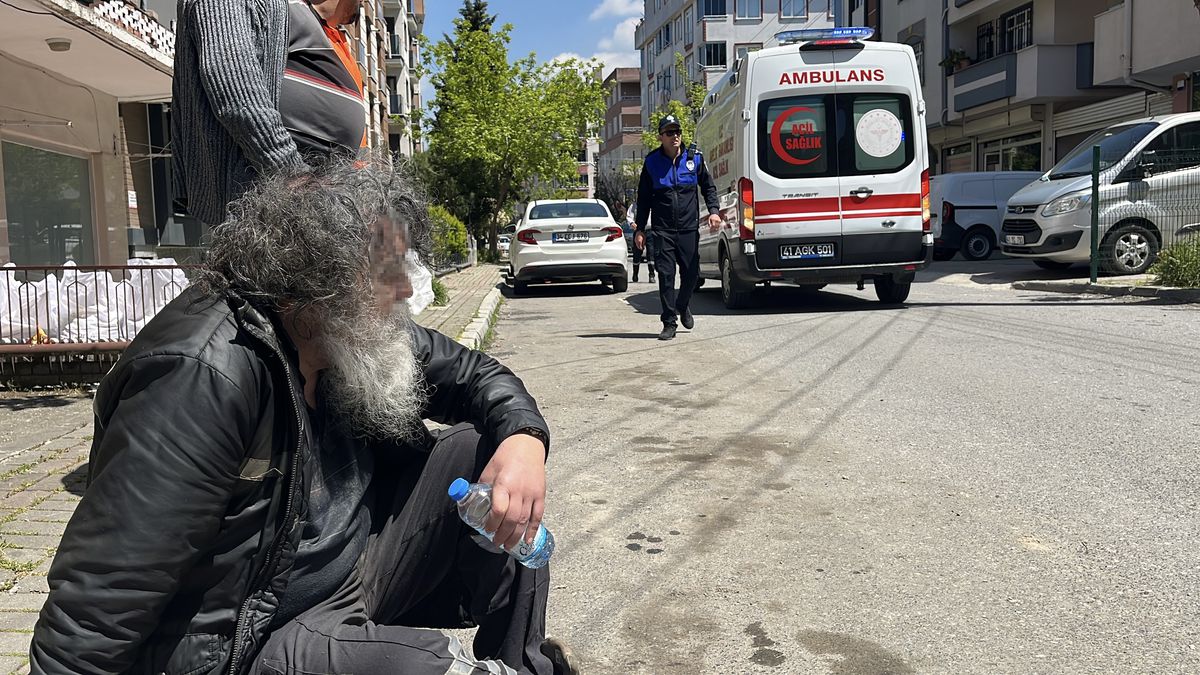 Çöp evin altından dram çıktı: Bir senedir dışarı çıkmıyorum