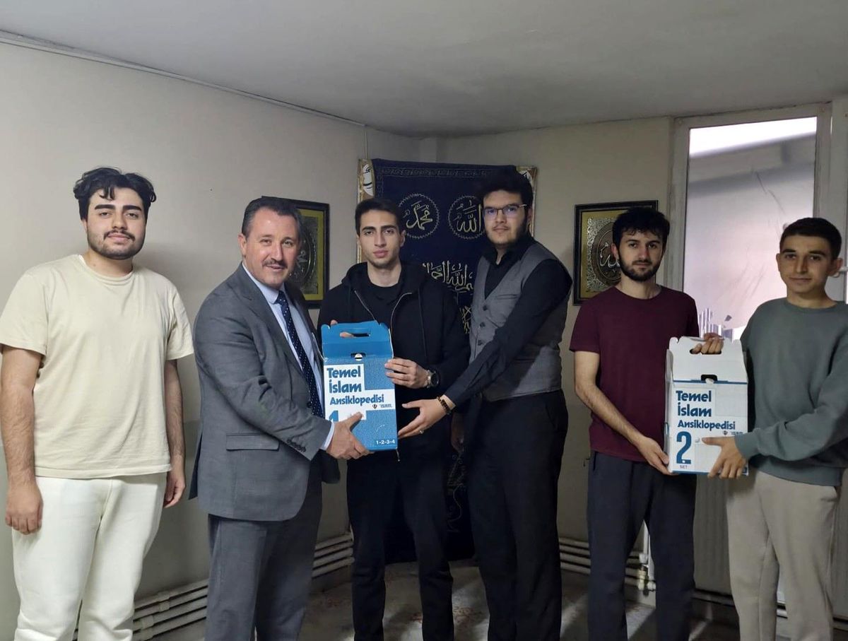 Müftü Dilek, KYK Öğrencileriyle Buluştu