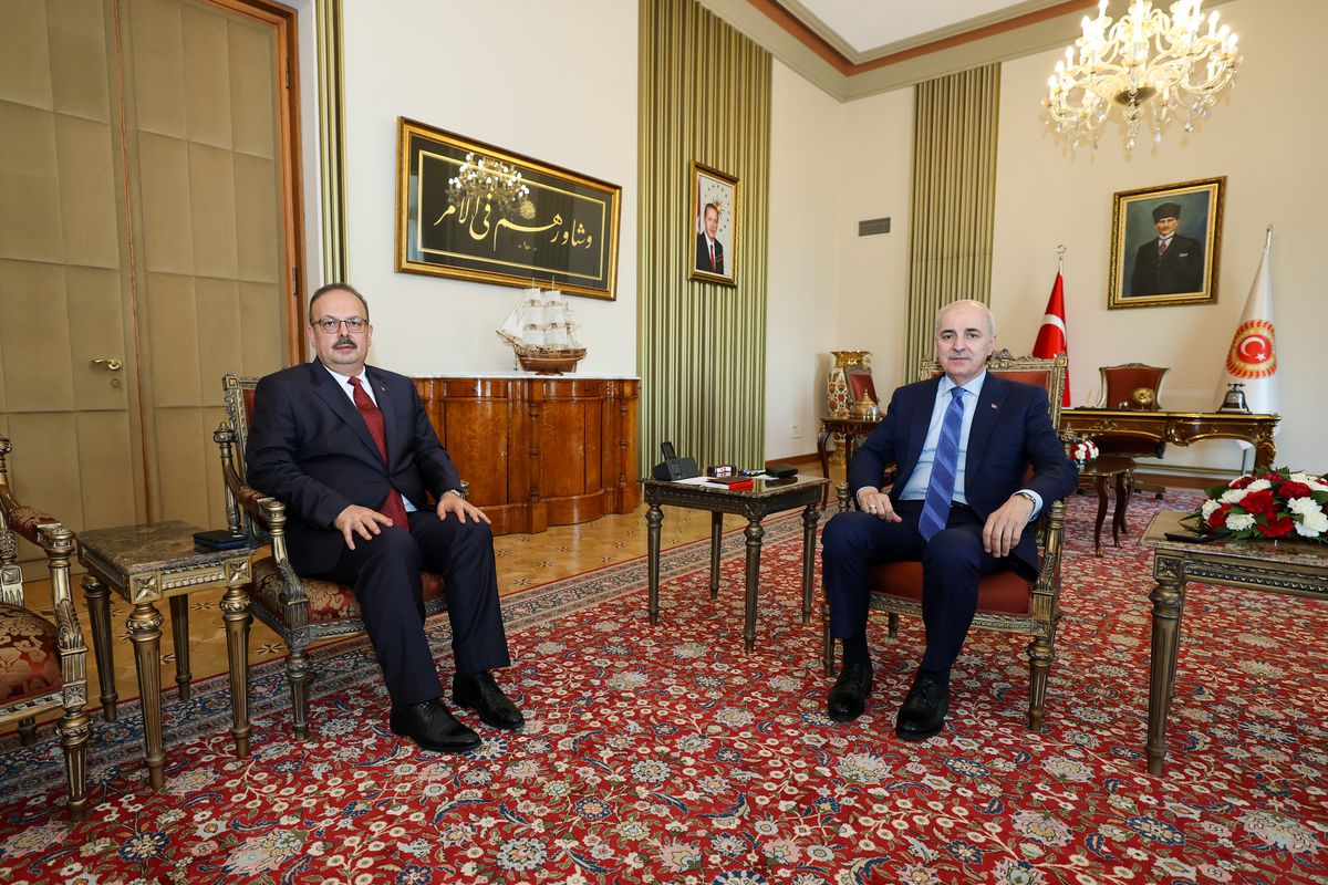 Kurtulmuş, Vali Canbolat\'ı Kabul Etti