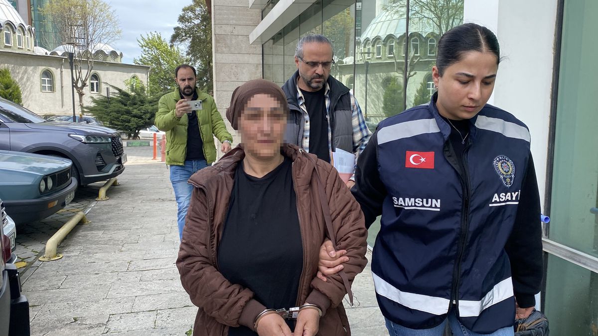 Teyze Yeğenin Ziynetlerini Çaldı