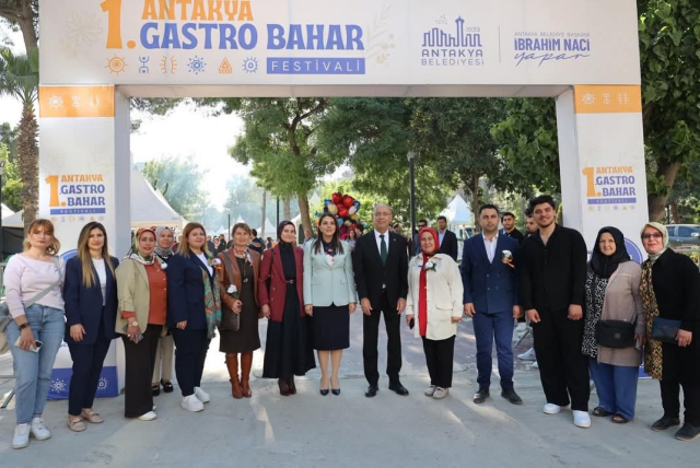 Antakya’da gastronomi şöleni başladı
