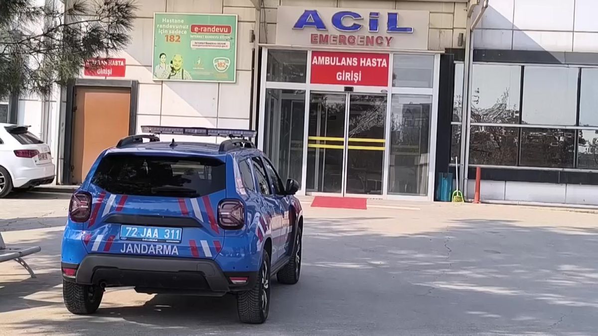 Batman\'da Trafik Kazası: 14 Yaşındaki Kız Ağır Yaralandı