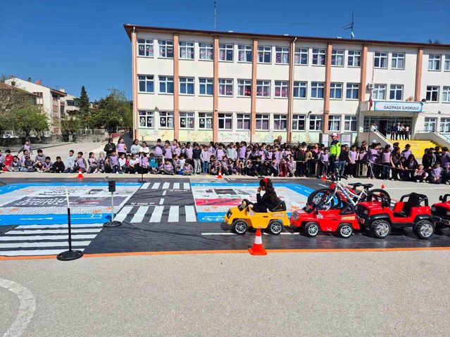 Beypazarı’nda Trafik Eğitimi Semineri
