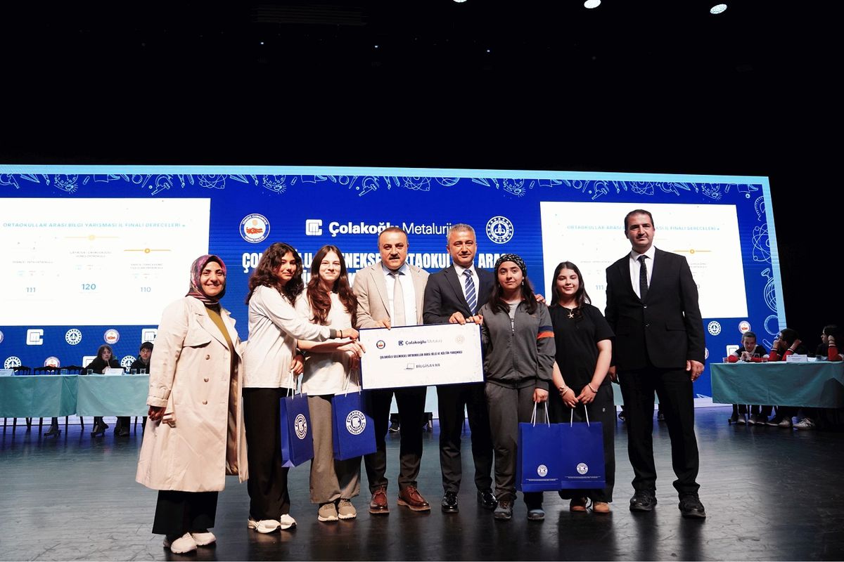 Kocaeli\'de Bilgi ve Kültür Yarışması Finali Gerçekleştirildi