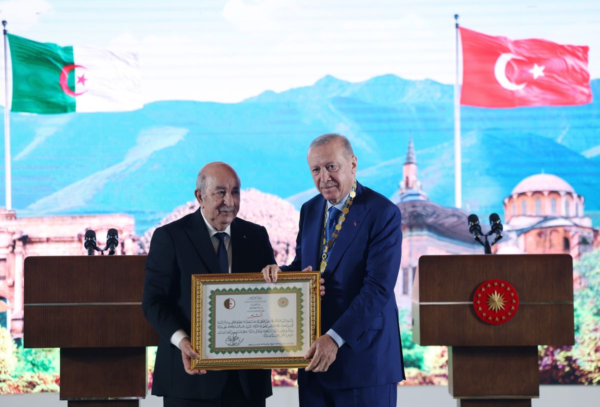 Cumhurbaşkanı Erdoğan, Cezayir Cumhurbaşkanı Tebbun\'u resmi törenle karşıladı (3)