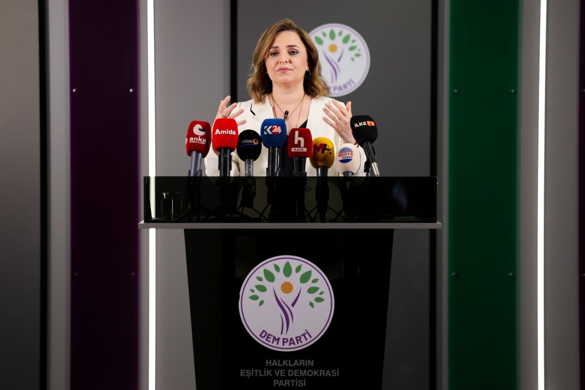 DEM Parti: Öcalan ile görüşme 1 aydır yapılamıyor