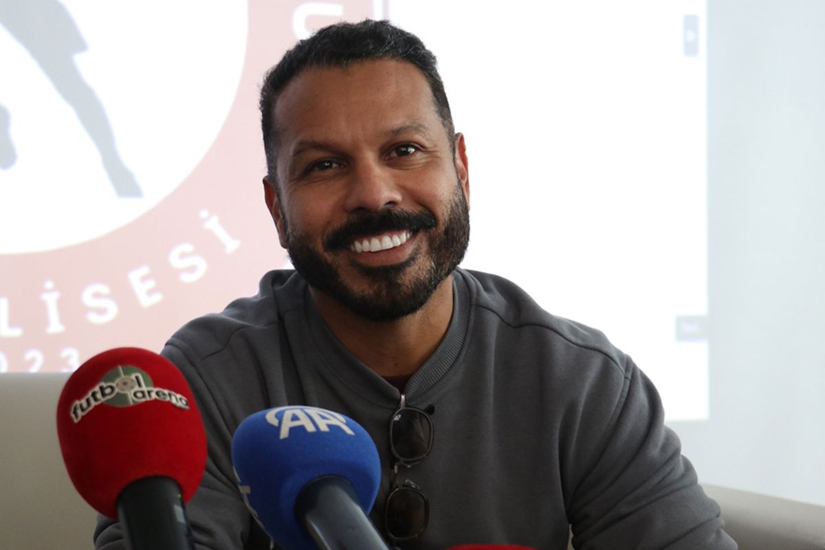 Eski Trabzonsporlu Alanzinho\'nun idolü büyük bir Fenerbahçeli çıktı