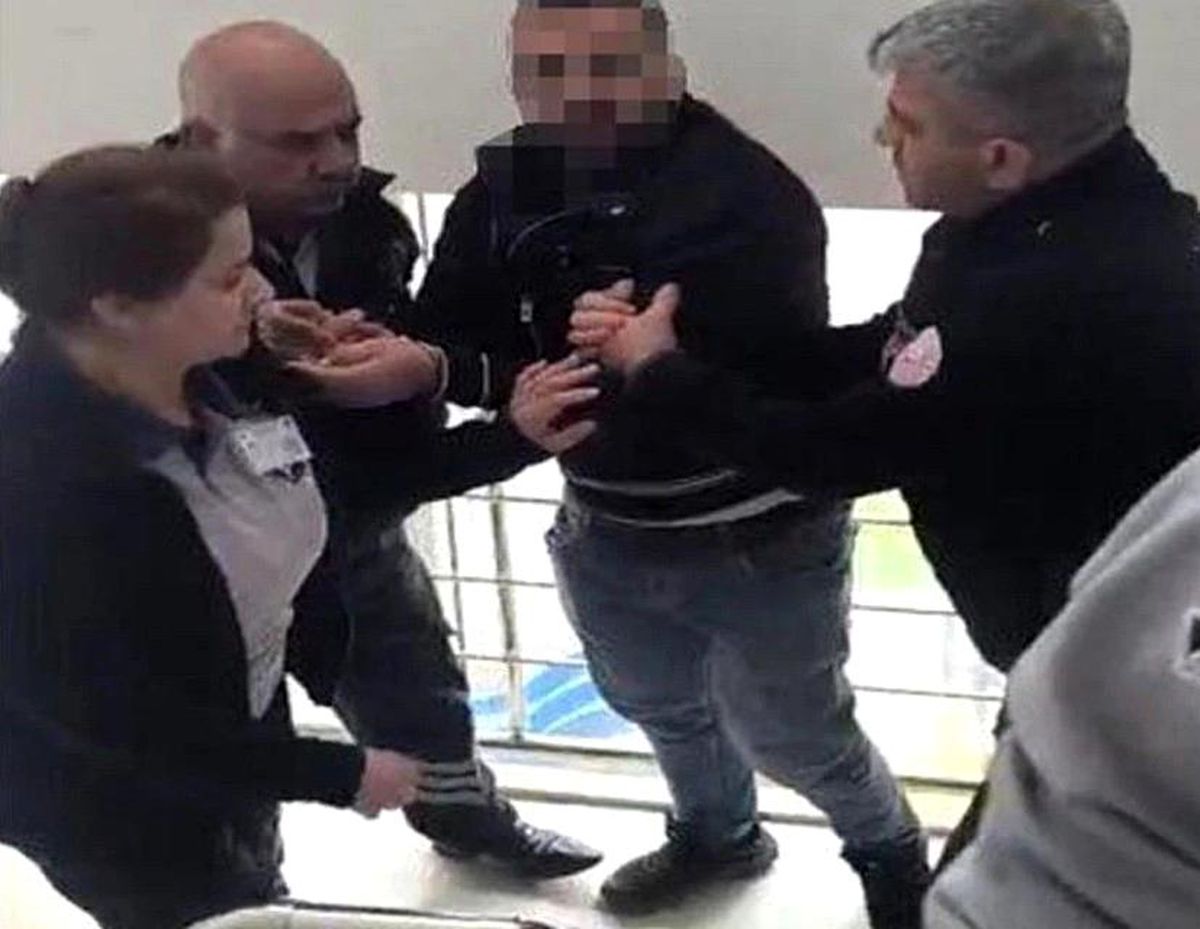 Hakkari\'de Psikolog Bıçaklandı, Şüpheli Tutuklandı