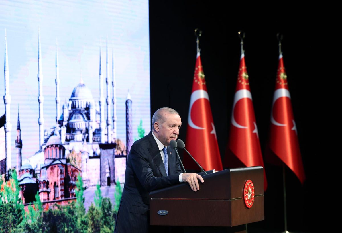 Tarihi Ulu Camii, Cumhurbaşkanı Erdoğan’ın canlı bağlantıyla katıldığı törenle ibadete açıldı