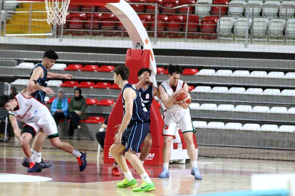 U18 Basketbol Şampiyonası\'nda Çeyrek Finalistler Belli Oldu
