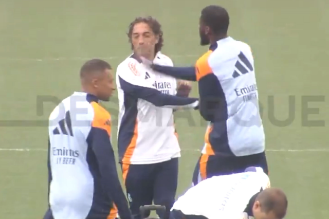 Real Madrid'de neler oluyor? Son görüntü ortalığı karıştırdı