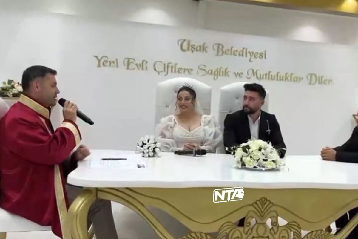 Gelinin nikahtaki dalgınlığı, 40 yıl konuşulacak bir dedikoduya yol açtı