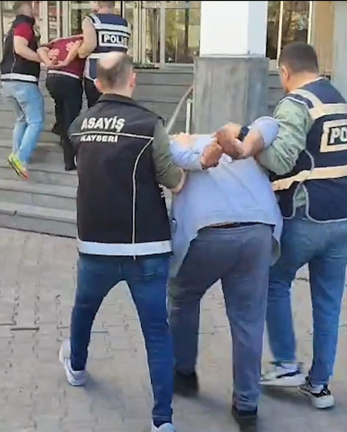 Kayseri\'de Firari Hükümlüler Yakalandı