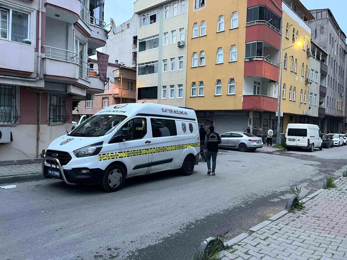 Küçükçekmece\'de Silahlı Çatışma