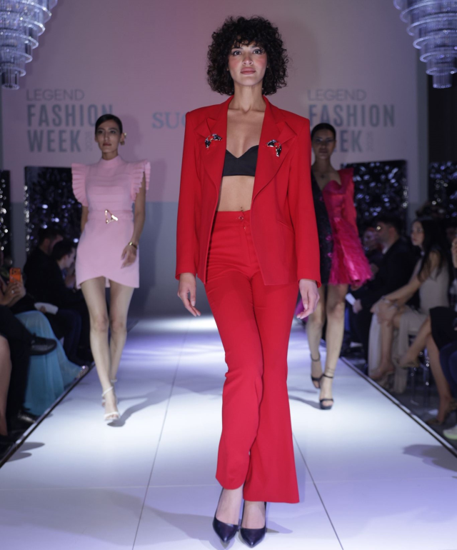 SUCCESSO tasarımları LEGEND Fashion Week’e damga vurdu