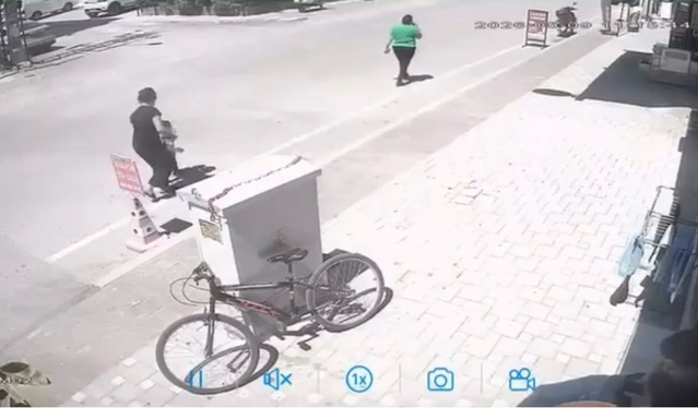 Adana’da Çocuğa Sokak Ortasında Şiddet