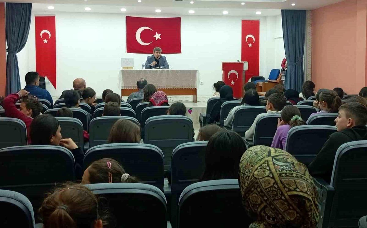 Arpalı\'da sporun eğitimdeki yeri anlatıldı