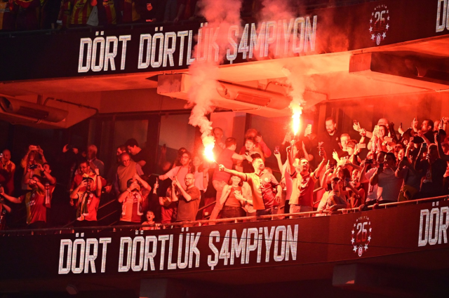 Aslan'dan müthiş geri dönüş! Süper Lig'de şampiyon Galatasaray