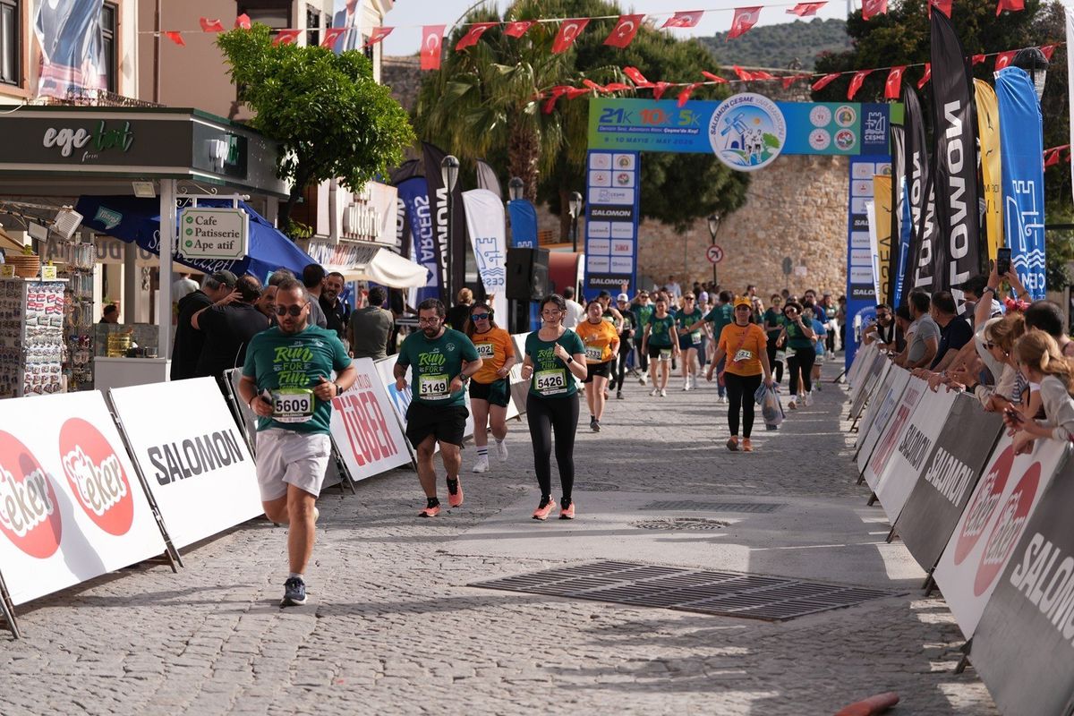 Çeşme Yarı Maratonu Başladı