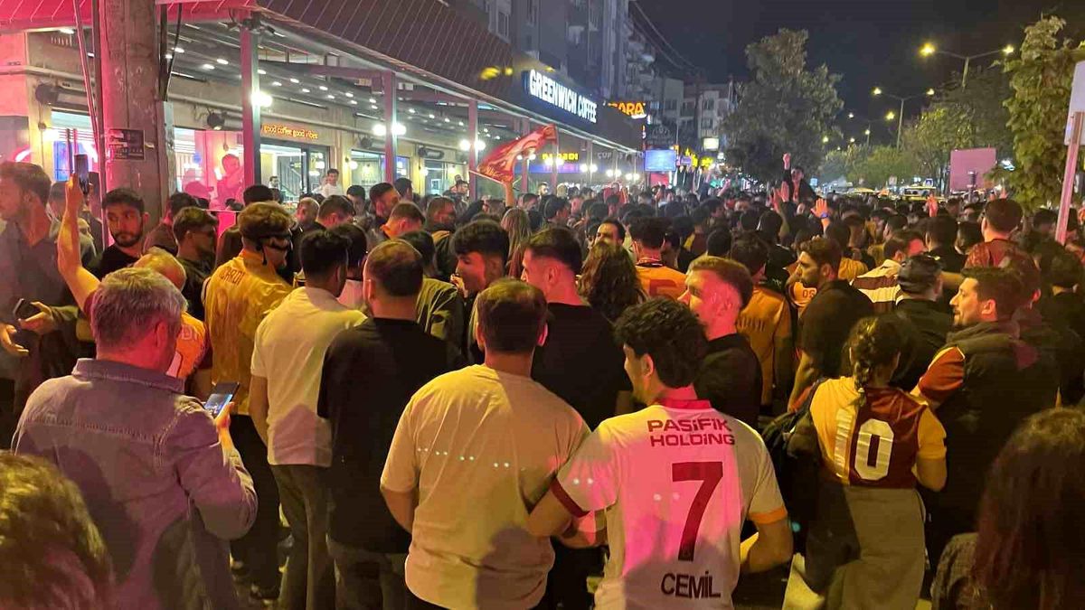 Galatasaray 26. Şampiyonluğunu Kutladı