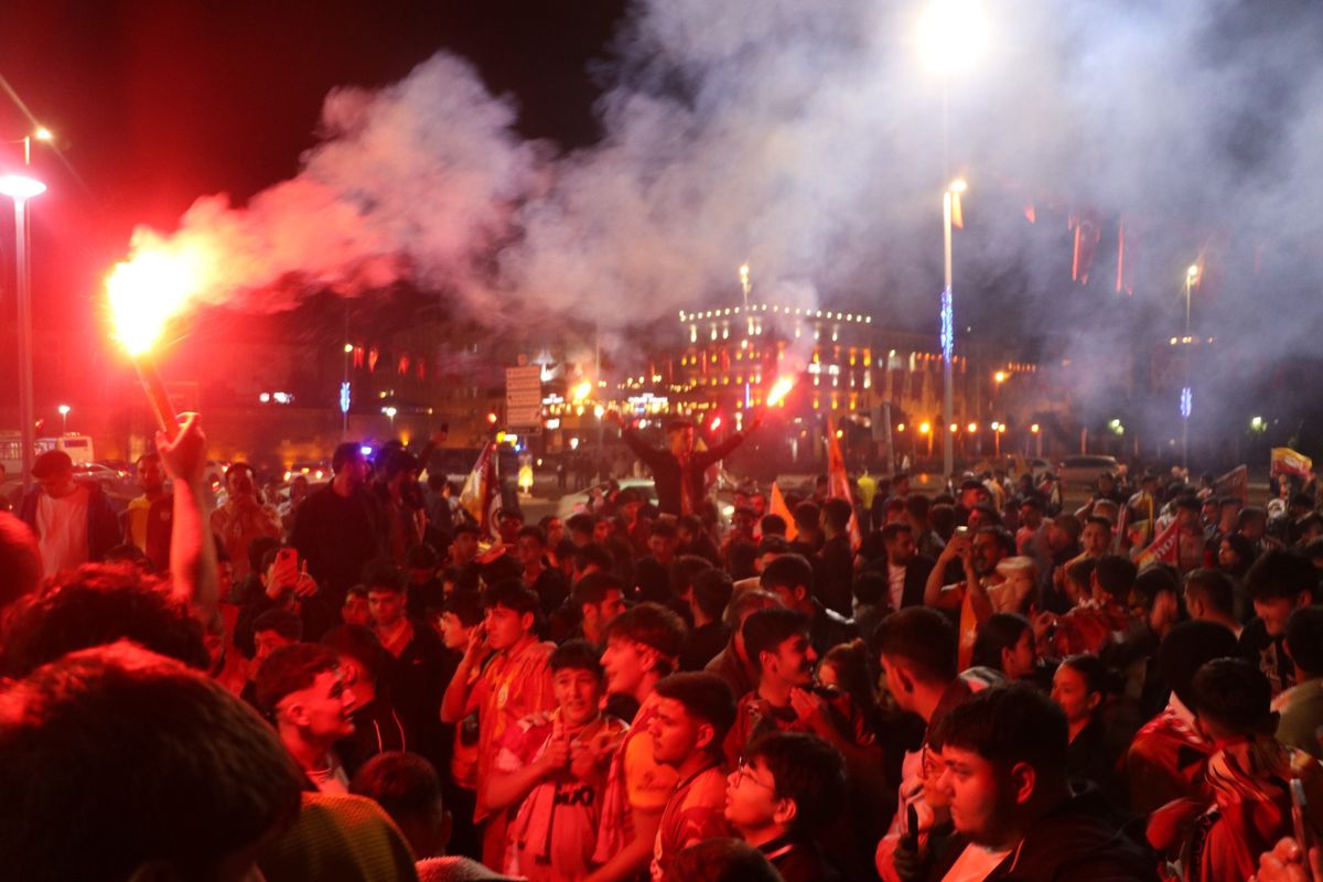 Galatasaray Şampiyonluğu Kutladı