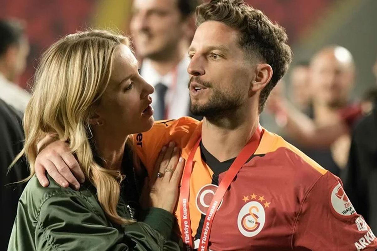 Galatasaray\'da bomba Mertens gelişmesi