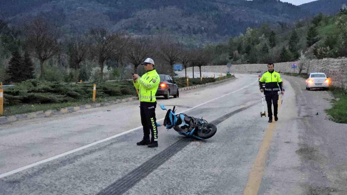 Kazada Motosiklet Sürücüsü Hayatını Kaybetti