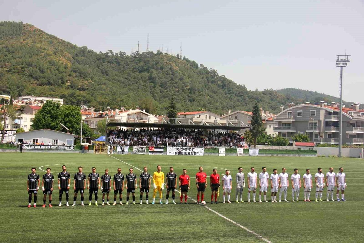 Afyonkarahisar SK Play-Off\'ta Tur Atladı