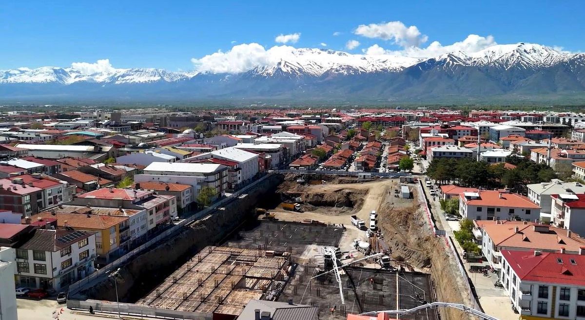 Merkez Çarşısı Dönüşüm Projesi 2027\'ye hazırlanıyor