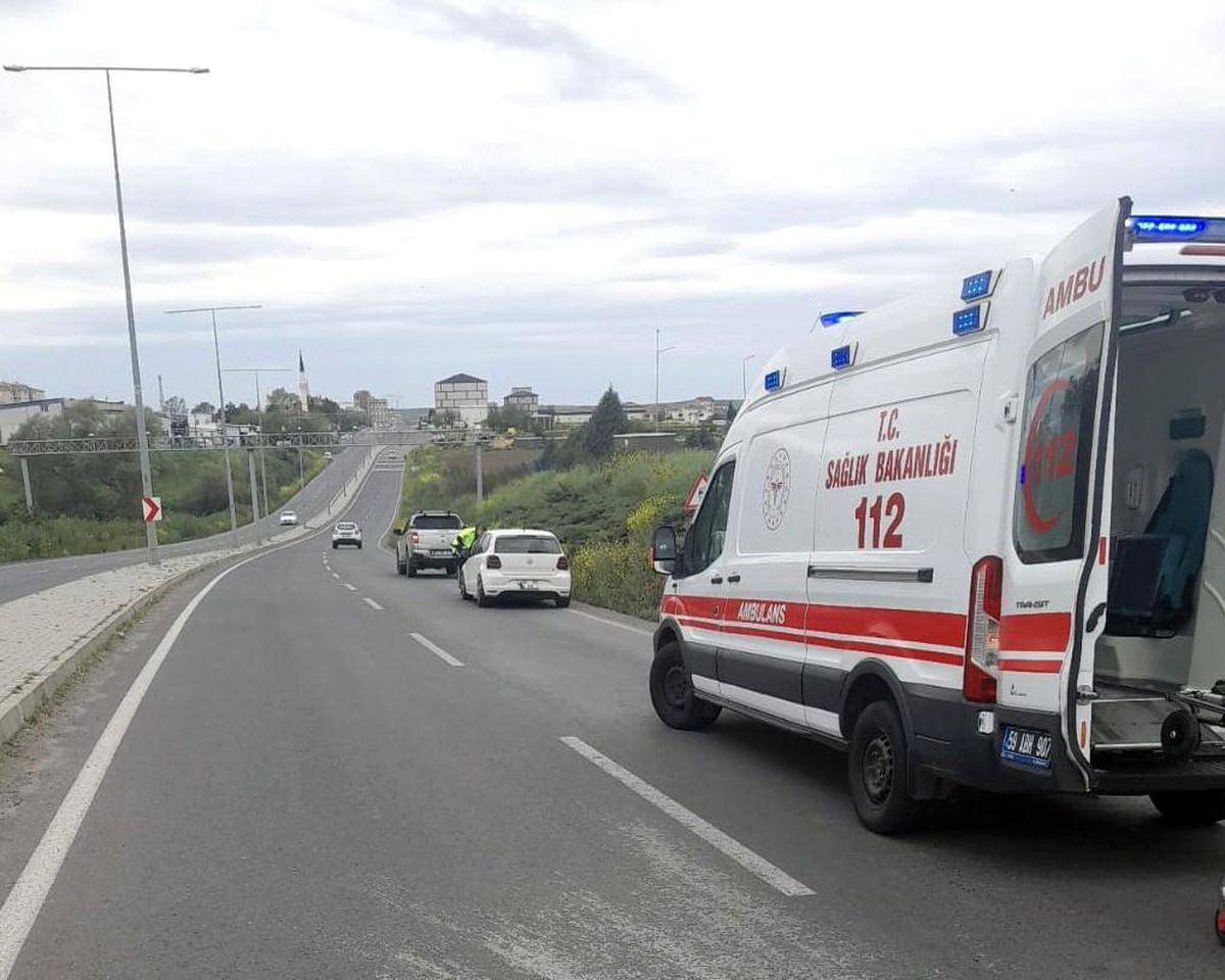 Muratlı\'da Trafik Kazası: Yaya Yaralandı