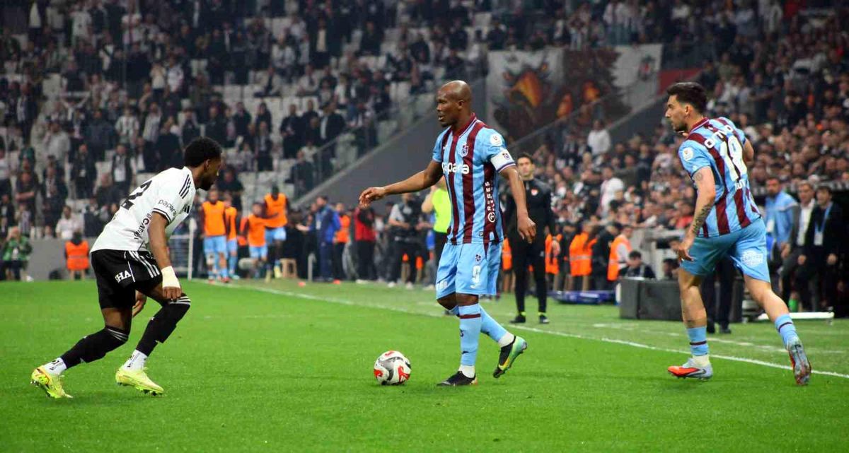Beşiktaş, Trabzonspor\'a 2-1 Yenildi