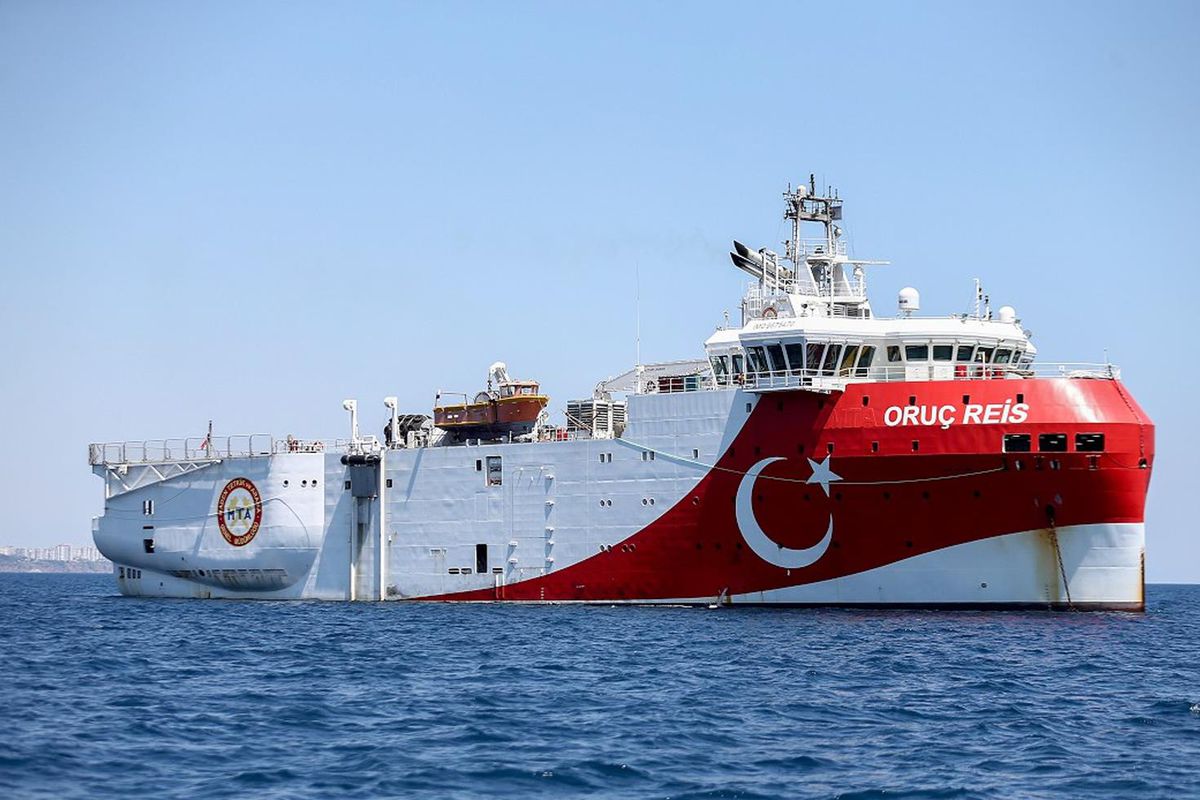 Türkiye\'den Doğu Akdeniz hamlesi! Komşu\'da büyük panik var