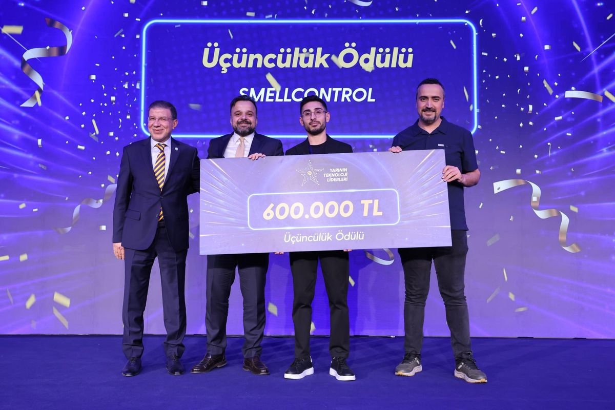 “Yarının Teknoloji Liderleri” proje yarışmasında kazananlar belli oldu Turkcell’den “Yarının Teknoloji Liderleri”ne 3 milyon 300 bin TL ödül