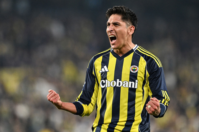 Fenerbahçe'de ilk ayrılık belli oldu