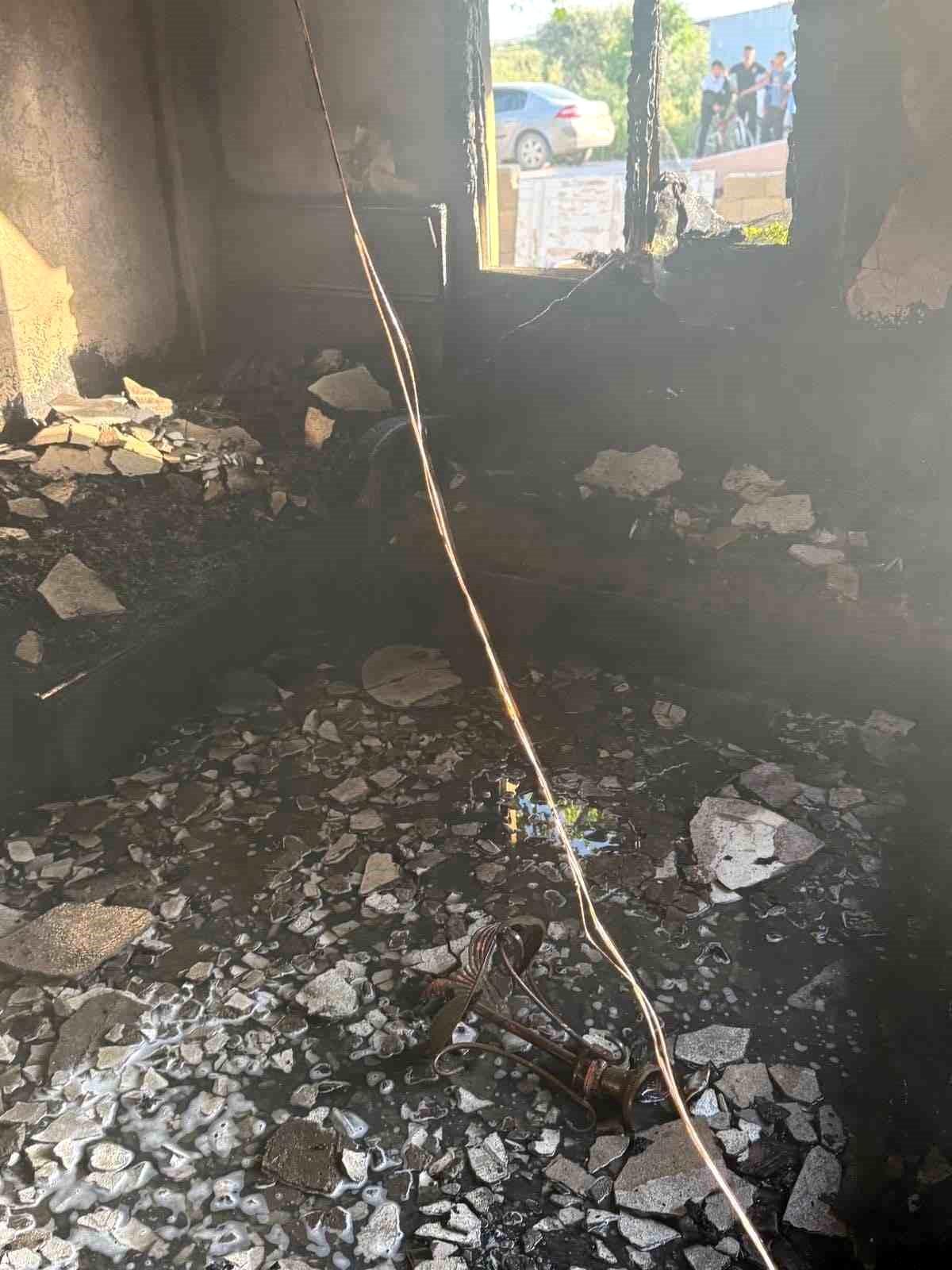 Antakya\'da ev yangını