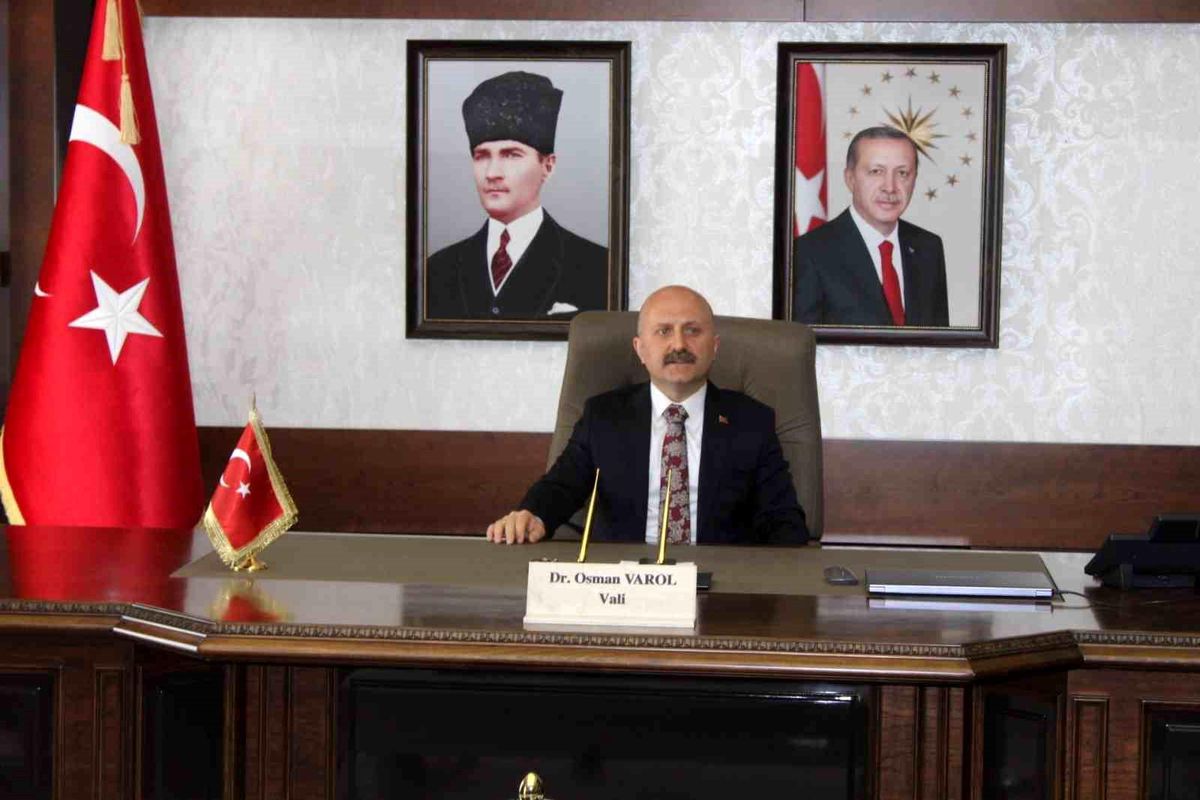 Aydın Valisi Varol\'un Anneler Günü mesajı
