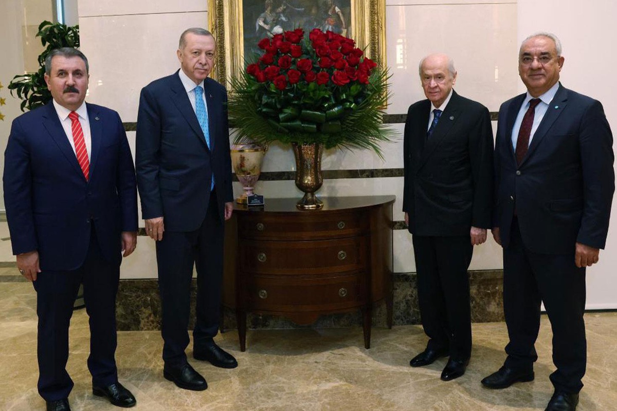 Destici: Emeklimize Kurban Bayramı\'nda 10 bin lira ikramiye verelim