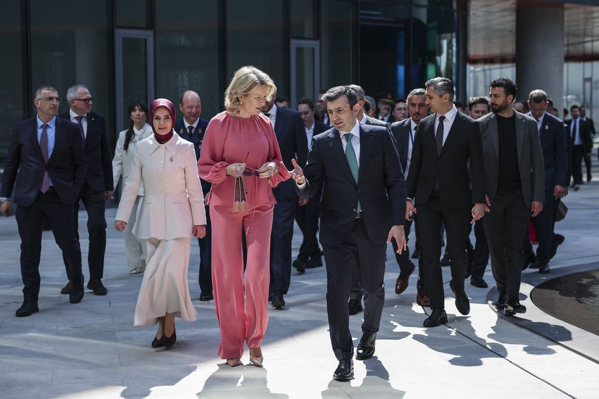 Belçika Kraliçesi Mathilde Türkiye\'de