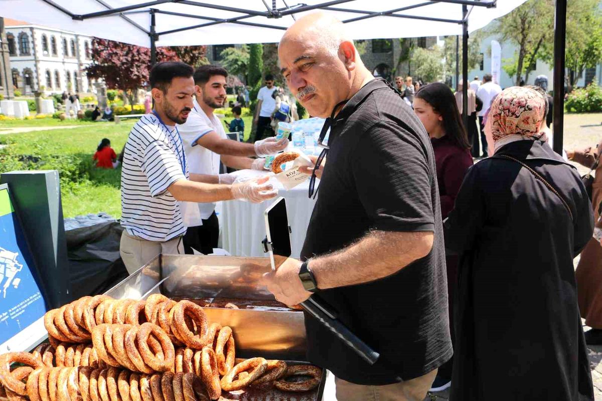 Diyarbakır\'da Anneler Günü Şenliği