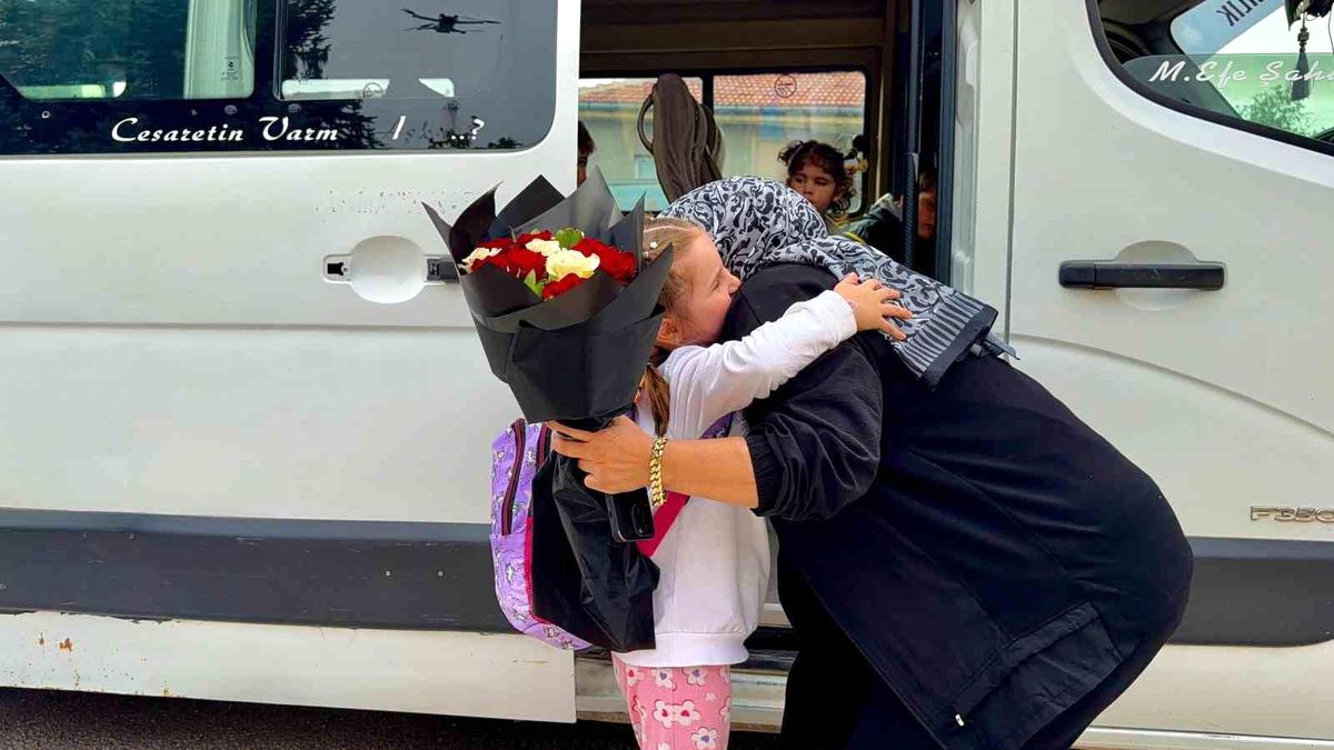 Servis Şoförü Huri Şahin\'in Anne Şefkati