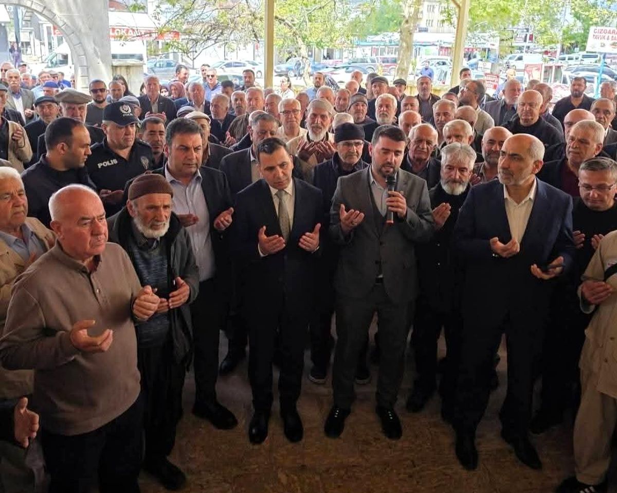 Gölbaşı\'nda Hacı Adaylarına Uğurlama Töreni