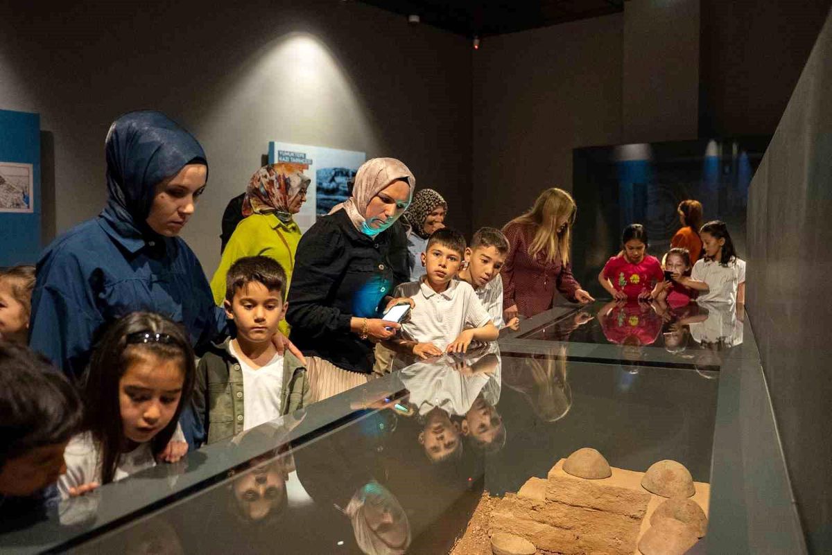 Mezitli\'de anne çocuk etkinliği yüzleri güldürdü