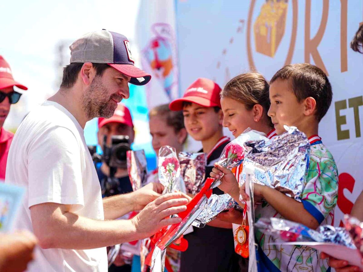 Mersin'de oryantiring etkinliği: 6 kentten 550 sporcu katıldı
