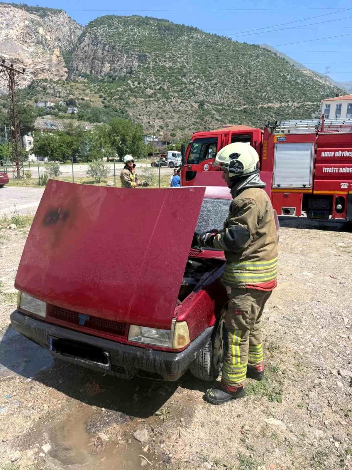 Hatay\'da TOFAŞ yangını kontrol altına alındı