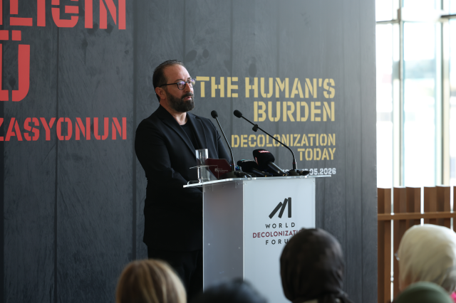 World Decolonization Forum, “İnsanlığın Yükü: Dekolonizasyonun Bugünü” Sergisi ile Başladı