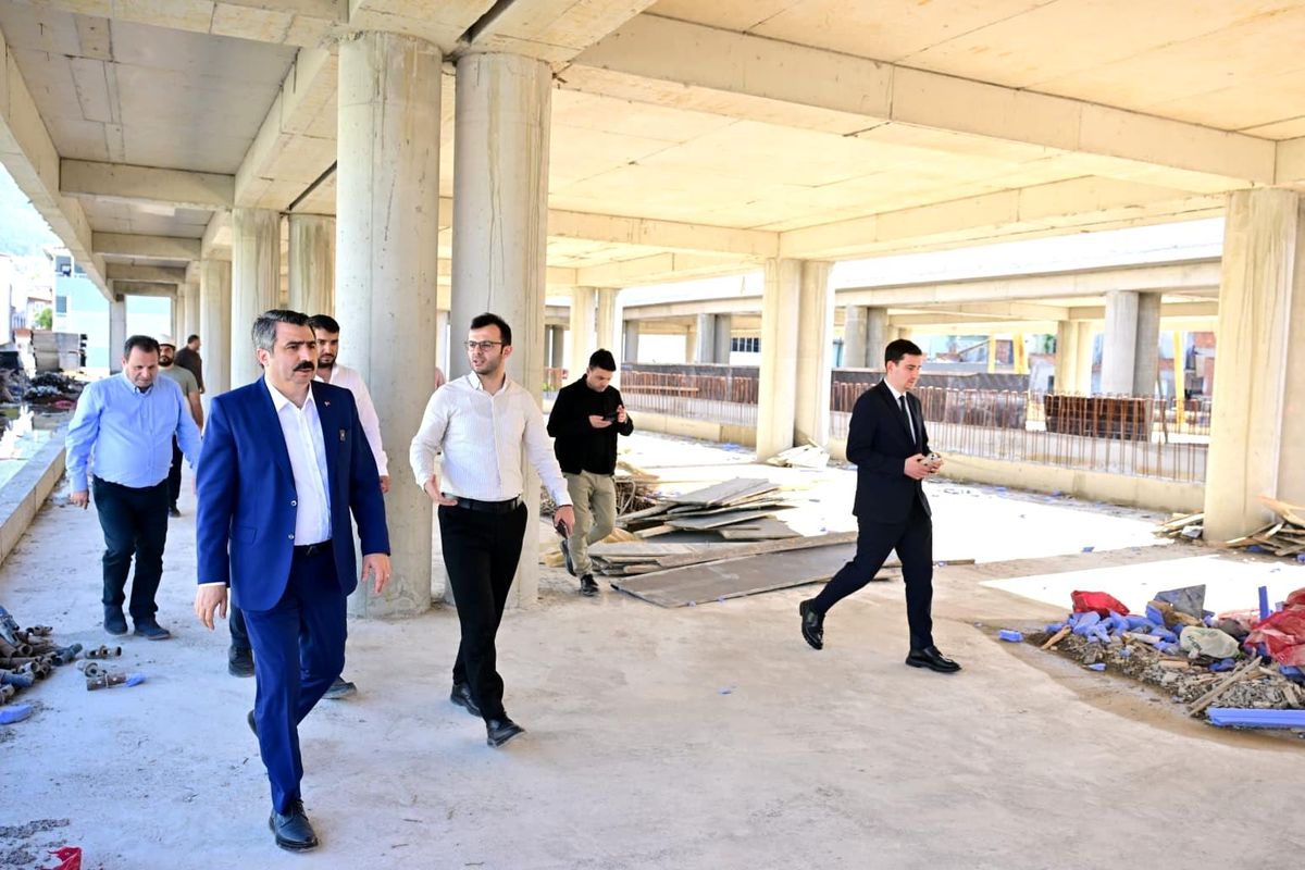 Yavuzselim Kapalı Pazar Alanı\'nda yol yarılandı