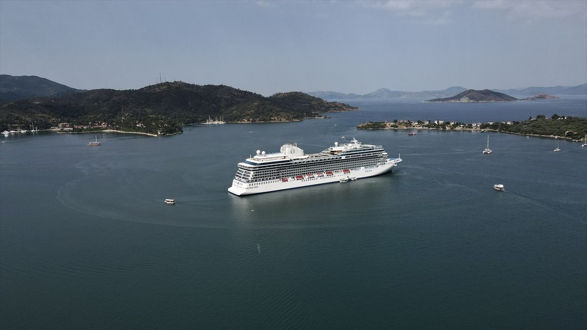 Fethiye\'ye İlk Kruvaziyer Geldi