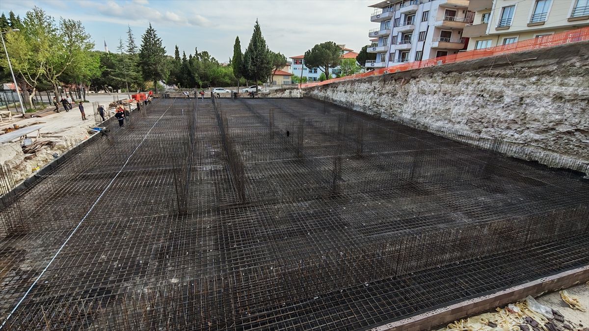 Demirci\'de Gençlik Merkezi Temeli Atıldı