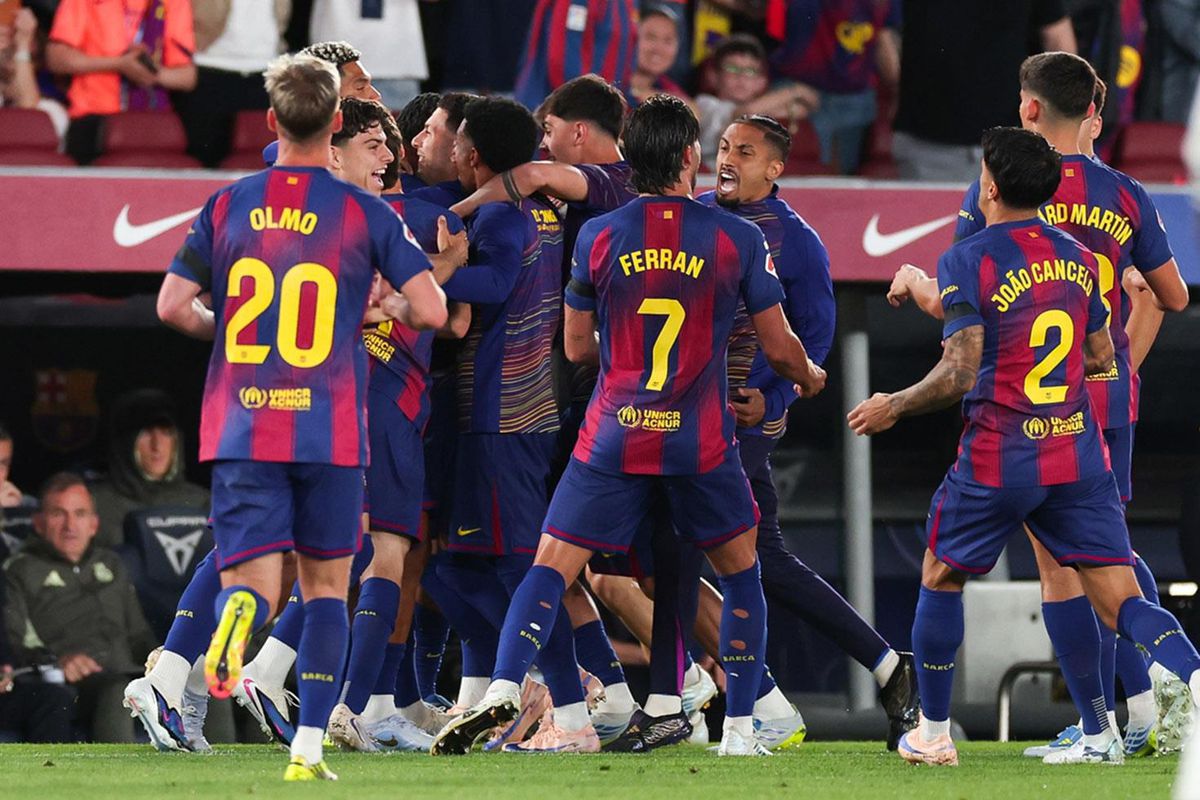 El Clasico\'da Real Madrid\'i deviren Barcelona, La Liga\'da 29. kez şampiyon