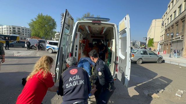 Eski eşe sokak ortasında infaz! Yere düşünce yakın mesafeden ateş etti